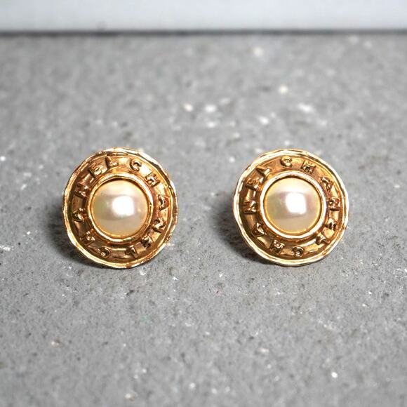 Chanel Pearl & Logo Clip On Earrings FREE COA - Picture 1 of 6